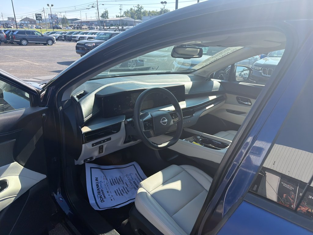 Used 2025 Nissan Murano SL w/ Cargo Package AWD/4WD image 17