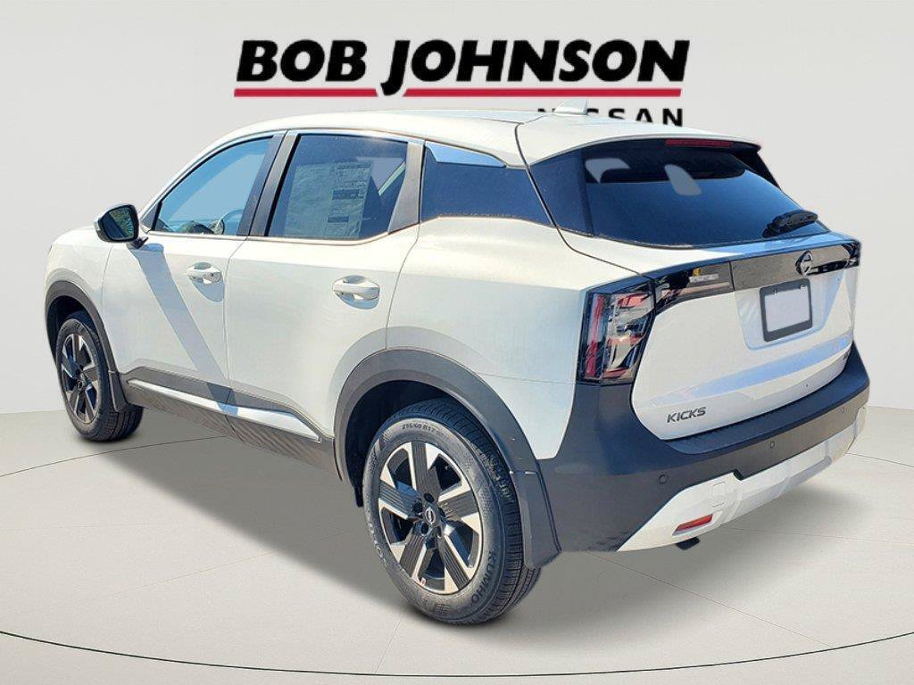 New 2027 Nissan Kicks SV AWD/4WD image 5