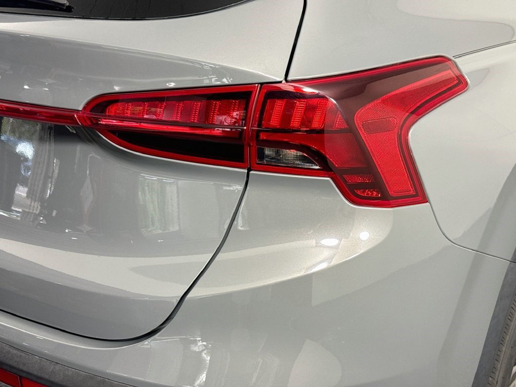 Used 2022 Hyundai Santa Fe SEL FWD image 33