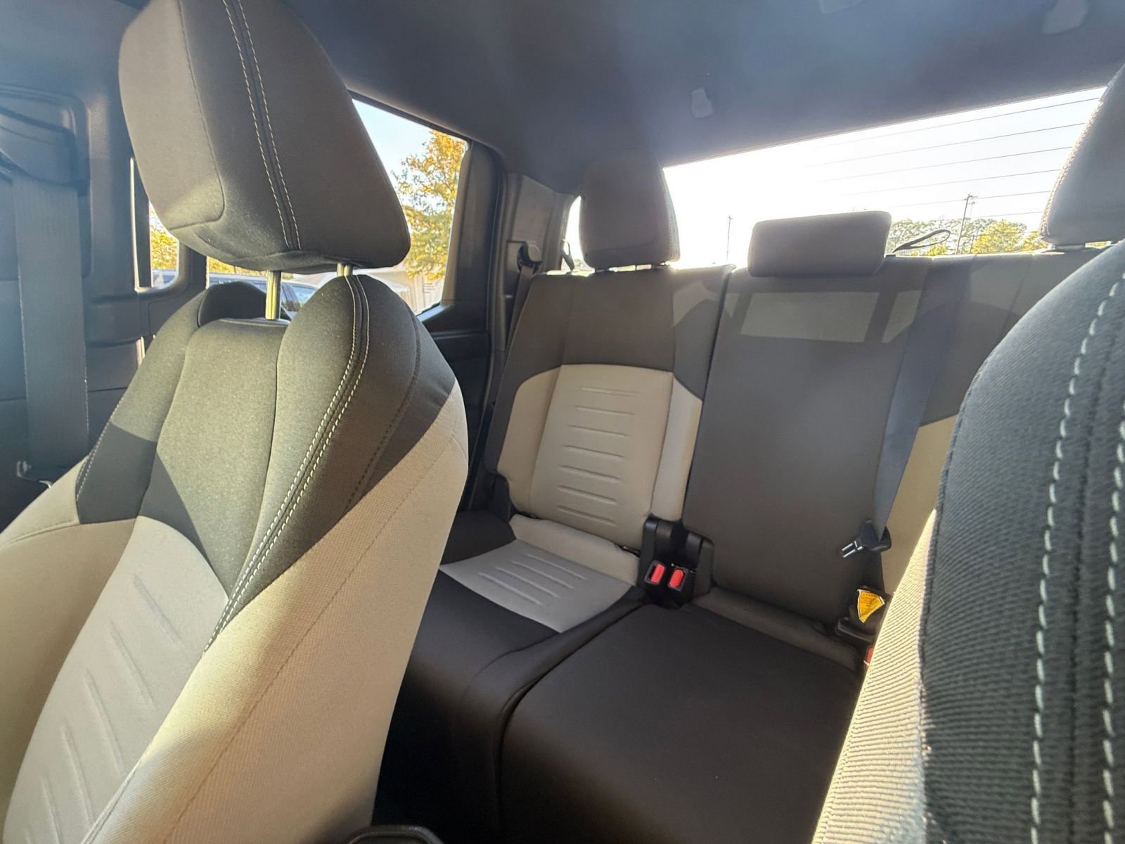 Used 2025 Toyota Tacoma TRD Off-Road image 39