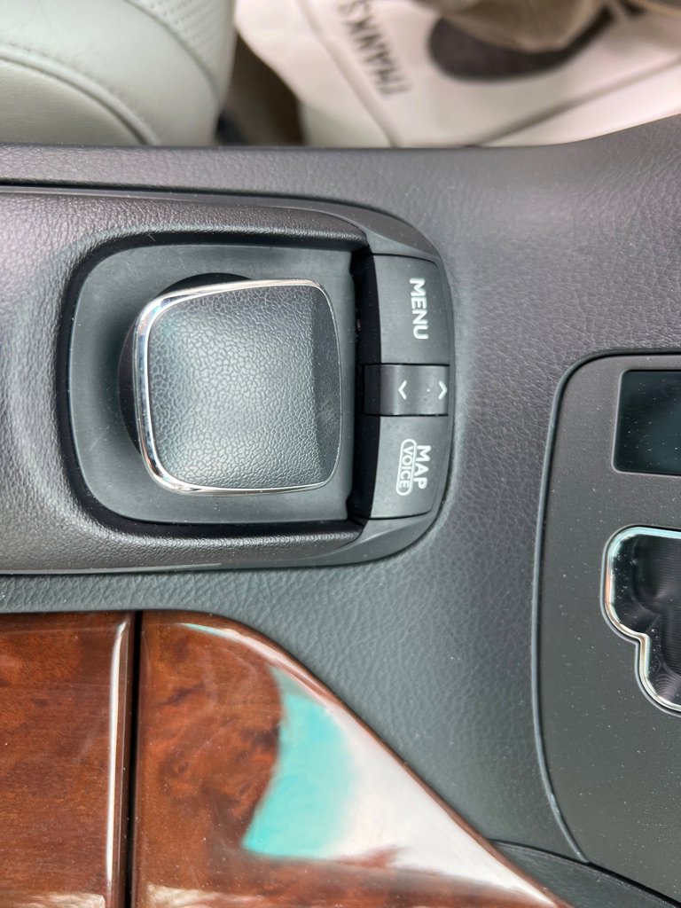 Used 2011 Lexus RX 350 AWD w/ Premium Pkg image 17