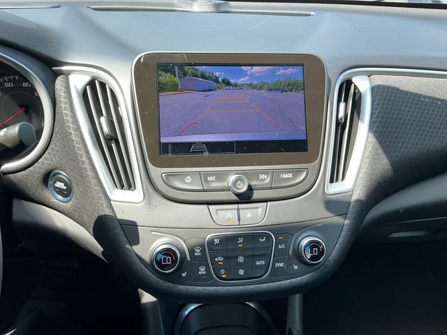 Used 2023 Chevrolet Malibu LT FWD image 25