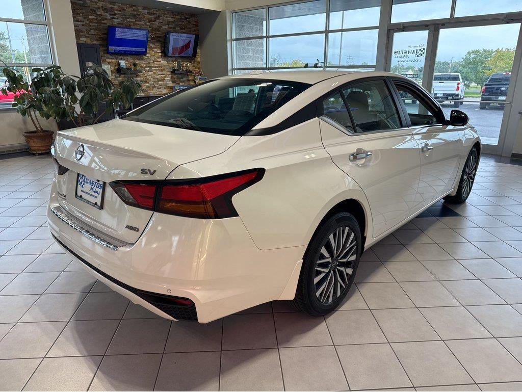 Used 2023 Nissan Altima 2.5 SV AWD/4WD image 15