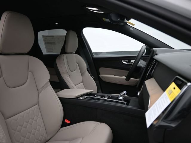 New 2026 Volvo XC60 B5 Plus w/ Protection Package Premier AWD/4WD image 37