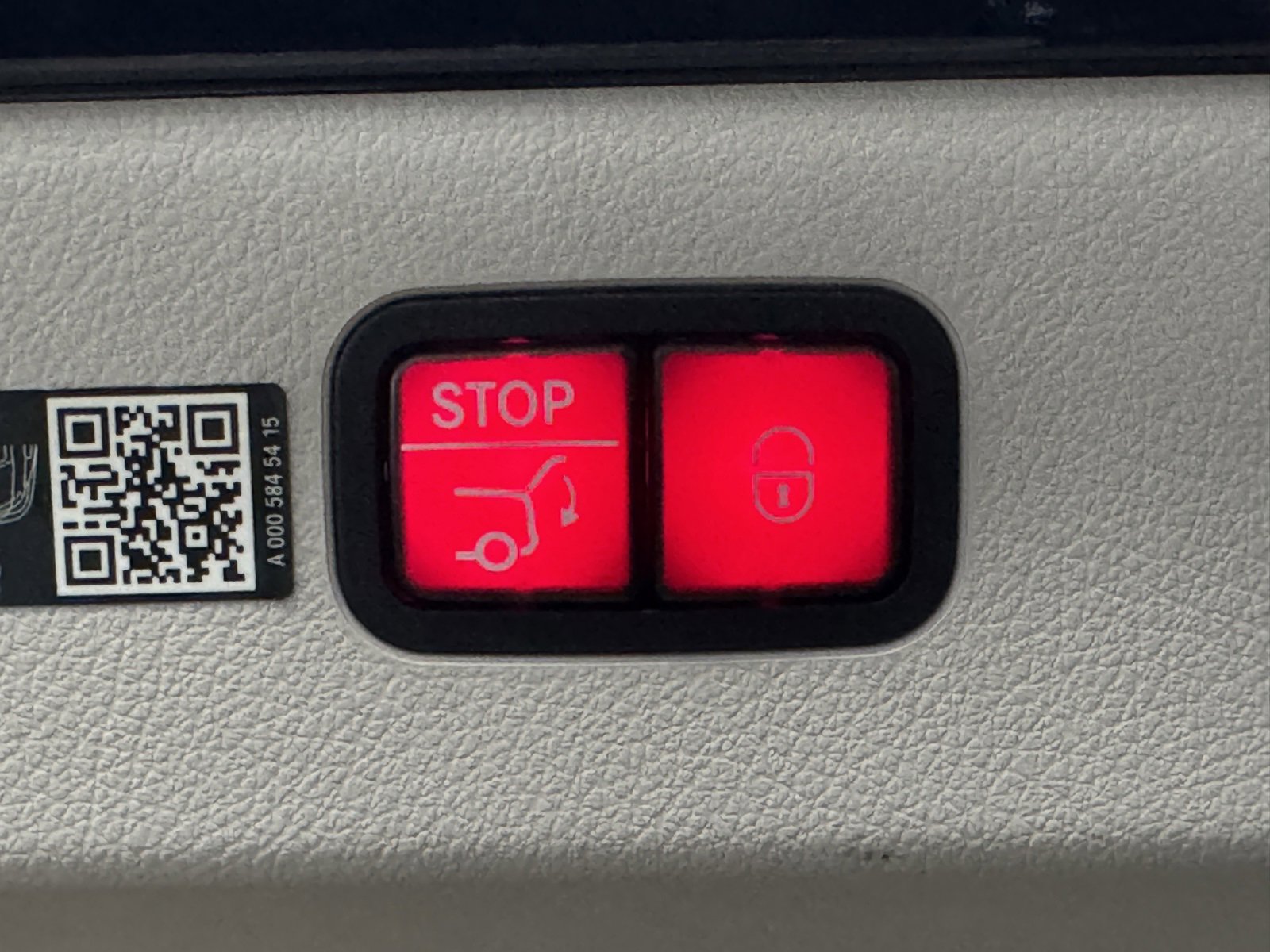 Used 2023 Mercedes-Benz EQS 580 4MATIC Sedan image 15