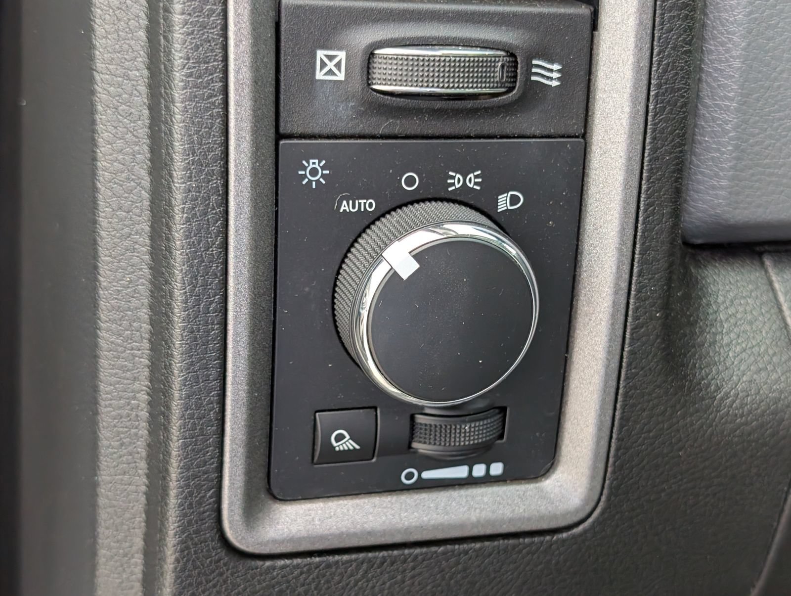 Used 2020 RAM 1500 Tradesman w/ Popular Equipment Group RWD image 18