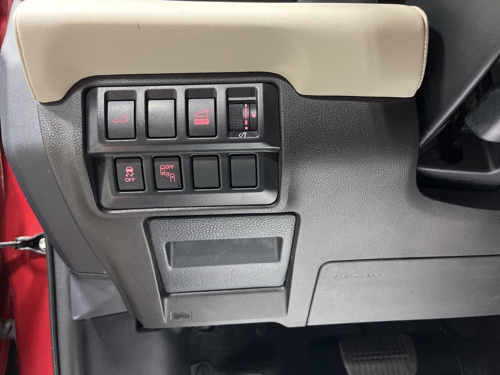 Used 2019 Subaru Ascent Touring w/ Popular Package #2 image 14