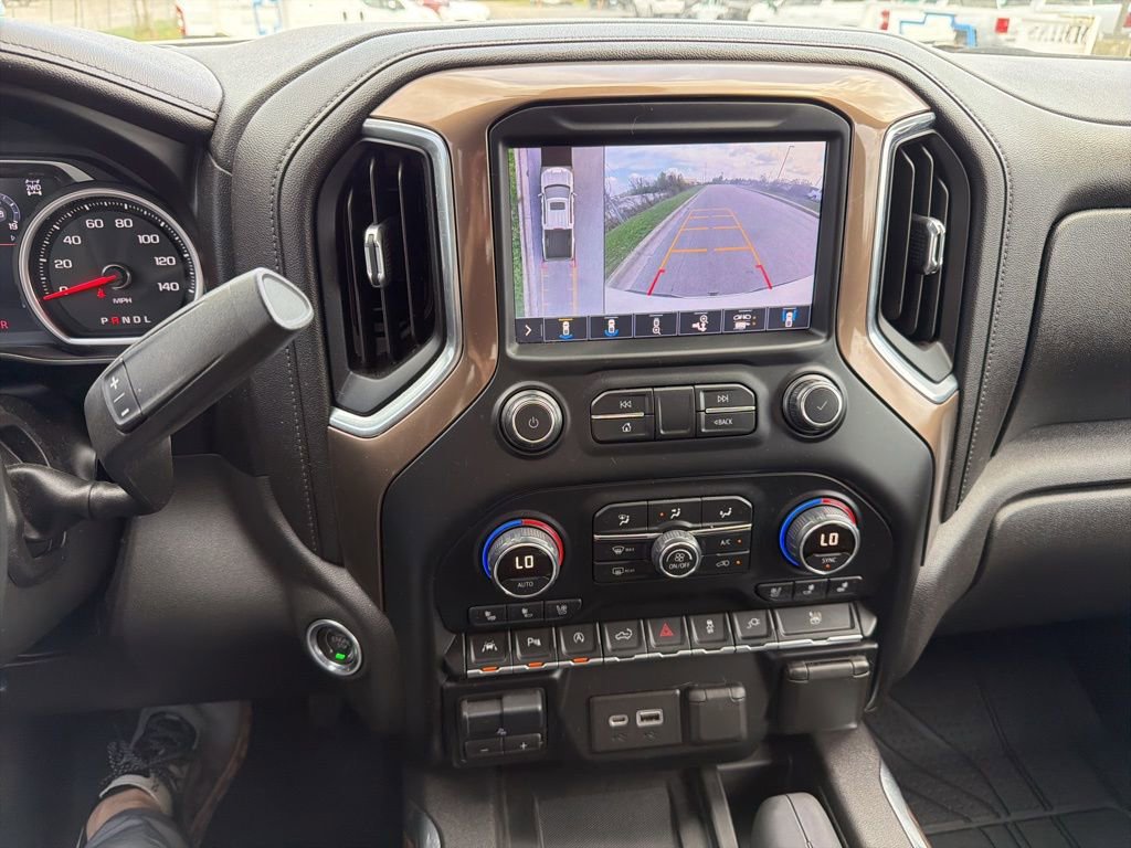 Used 2019 Chevrolet Silverado 1500 High Country w/ Trailer Camera Package image 11