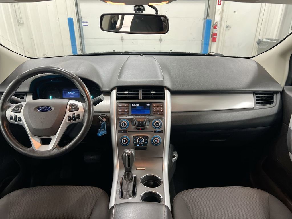 Used 2013 Ford Edge SEL FWD image 10