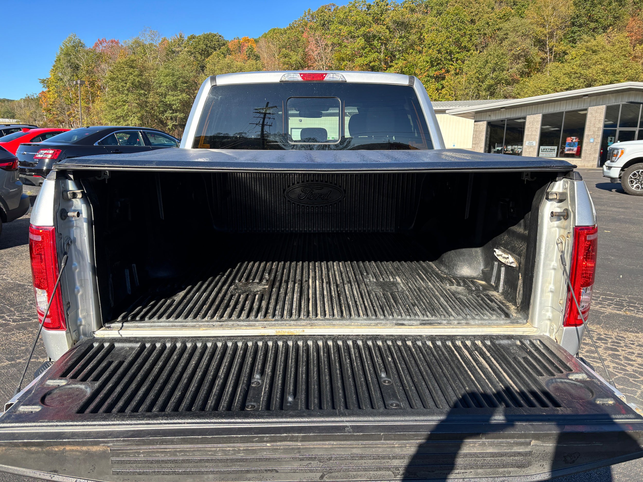 Used 2017 Ford F150 XLT w/ Equipment Group 302A Luxury image 6