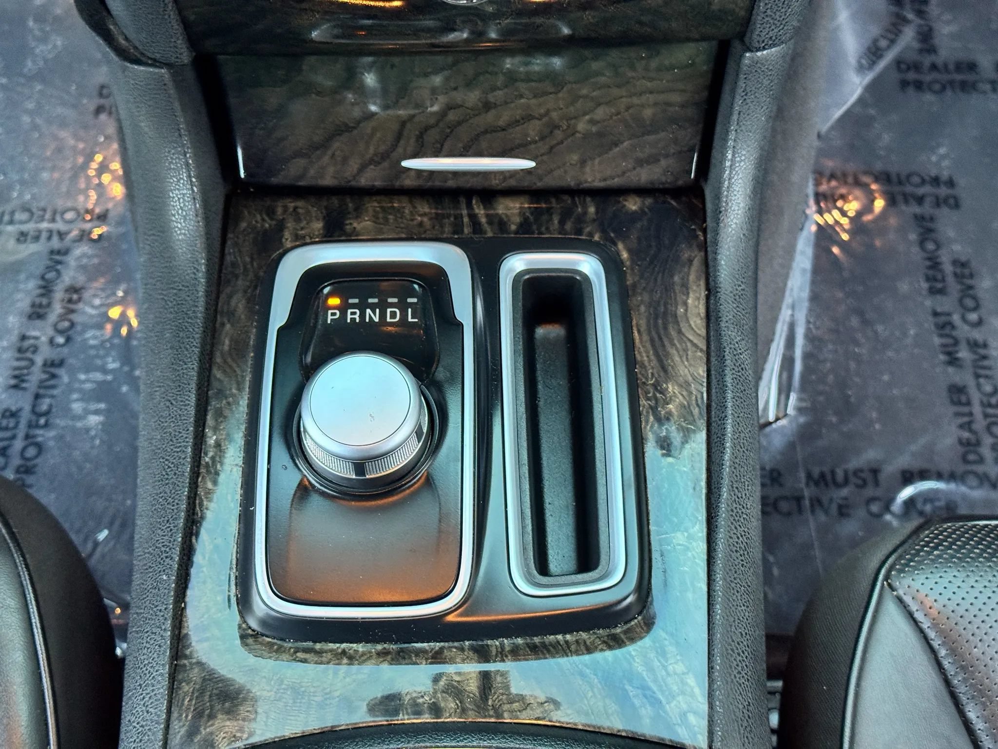 Used 2018 Chrysler 300 Limited RWD image 29