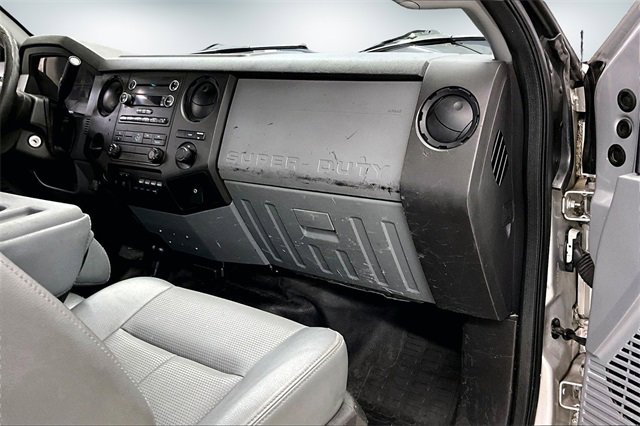 Used 2015 Ford F550 4x4 Regular Cab Super Duty image 18