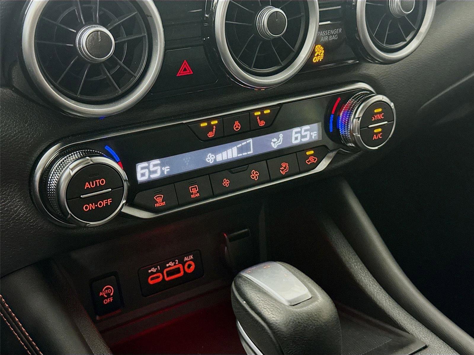 Used 2024 Nissan Sentra SR w/ SR Premium Package image 14