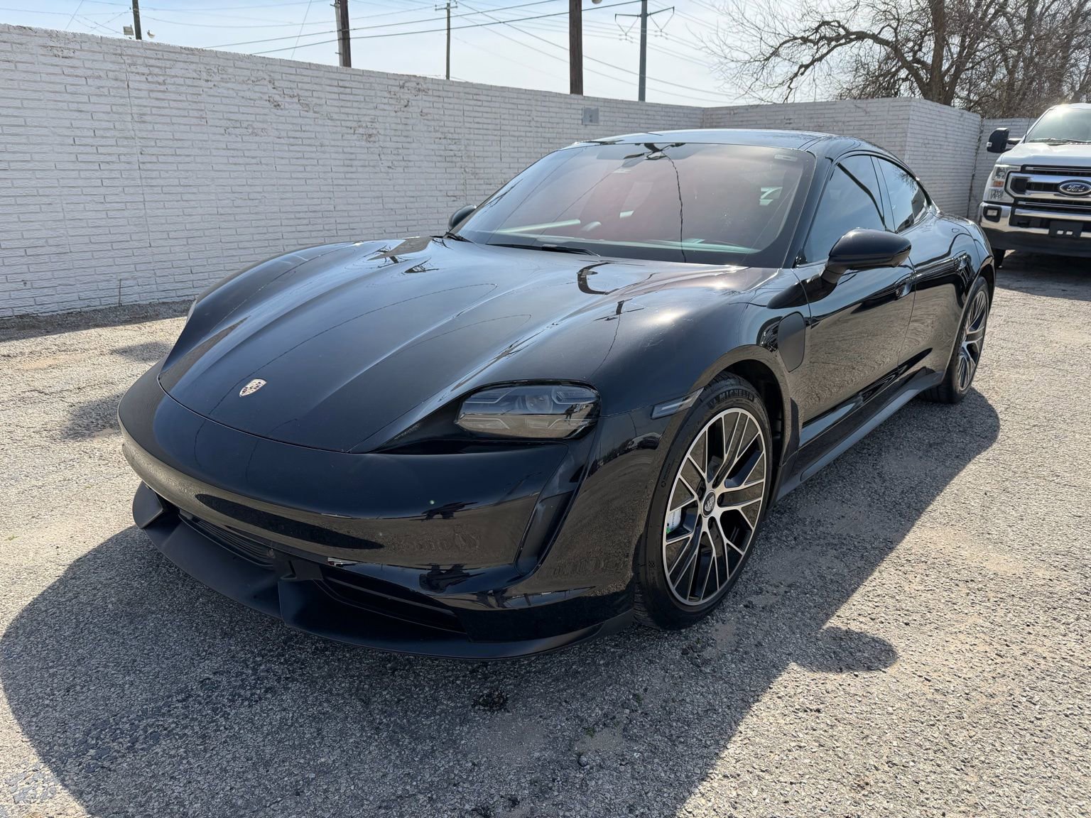 Used 2020 Porsche Taycan Turbo image 1