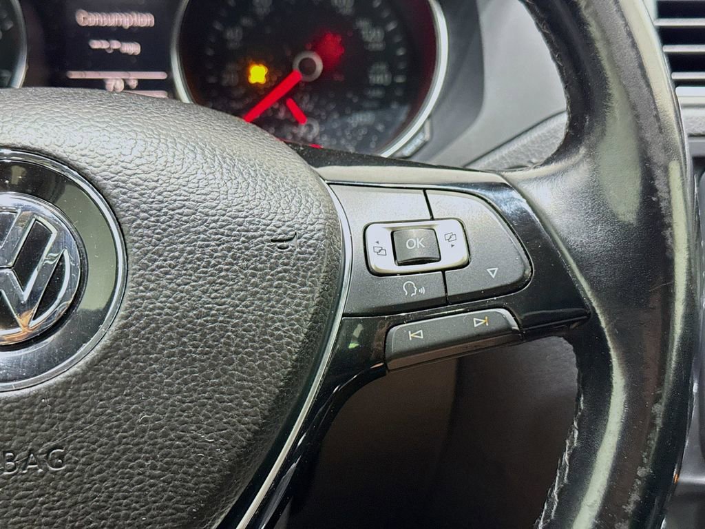 Used 2017 Volkswagen Jetta SE image 26