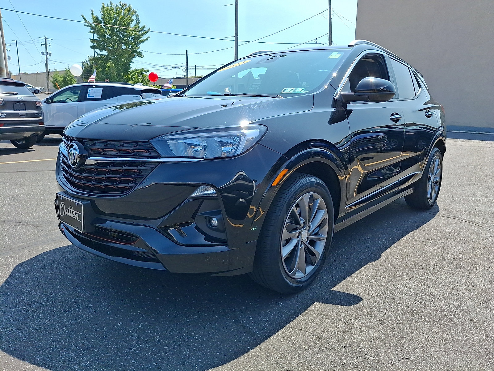Used 2023 Buick Encore GX Select w/ Sport Touring Package FWD image 1