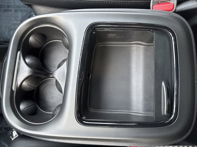 Used 2024 Chrysler Pacifica Touring-L w/ S Appearance Package image 29