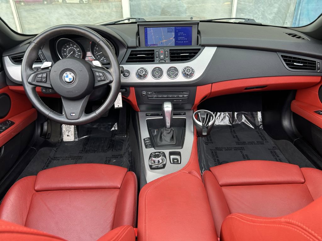 Used 2011 BMW Z4 sDrive30i w/ M Sport Pkg image 26