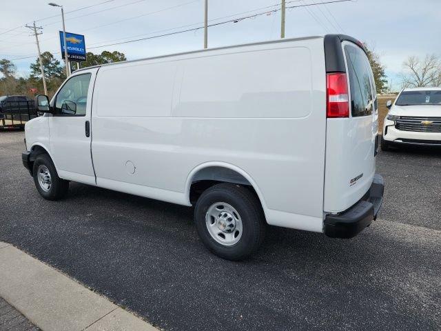 New 2025 Chevrolet Express 2500 w/ Driver Convenience Package image 8
