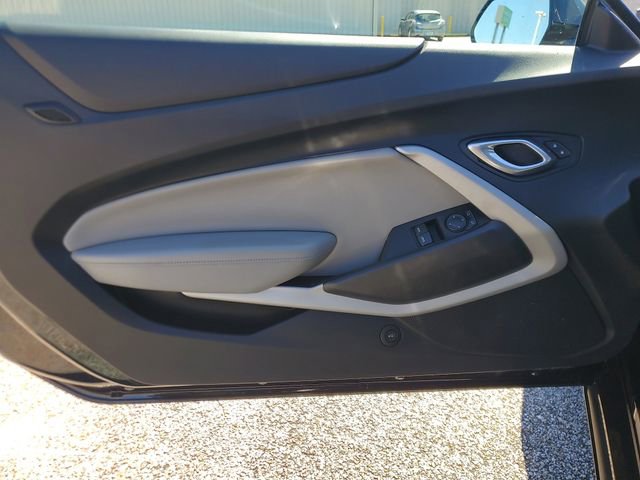 Used 2018 Chevrolet Camaro LT w/ RS Package image 13