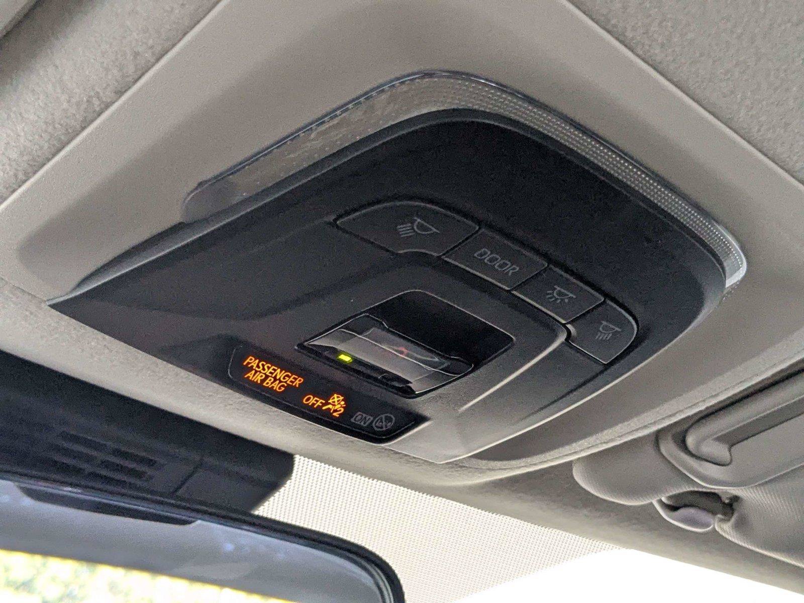 Used 2026 Toyota Corolla LE FWD image 40