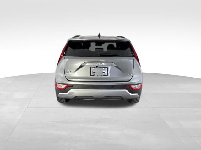 Certified 2025 Kia Niro EX FWD image 8