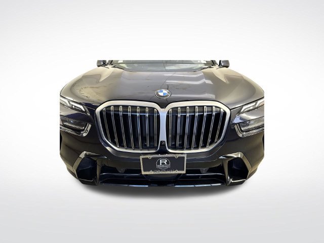 Used 2026 BMW X7 xDrive40i w/ M Sport Package AWD/4WD image 27