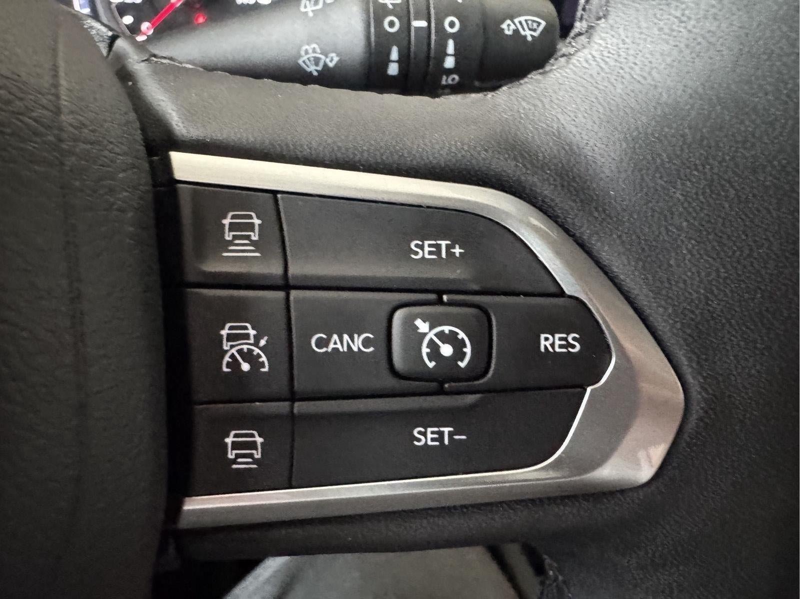 Used 2025 Jeep Compass Limited AWD/4WD image 12