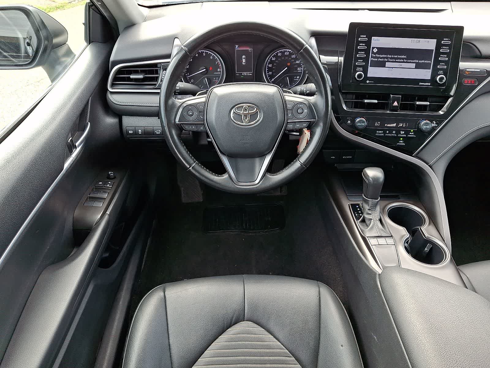 Used 2023 Toyota Camry SE FWD image 12