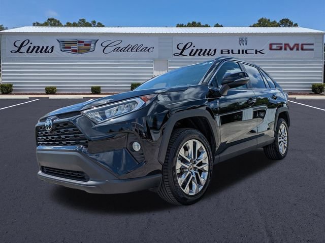Used 2021 Toyota RAV4 XLE Premium FWD image 8