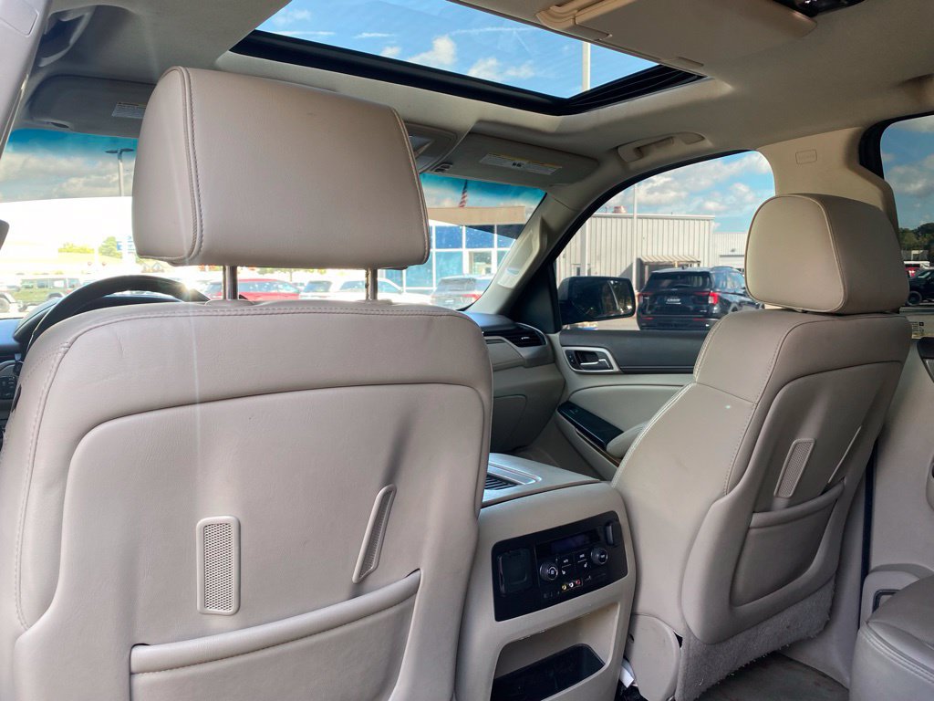 Used 2016 GMC Yukon Denali w/ Open Road Package AWD/4WD image 30