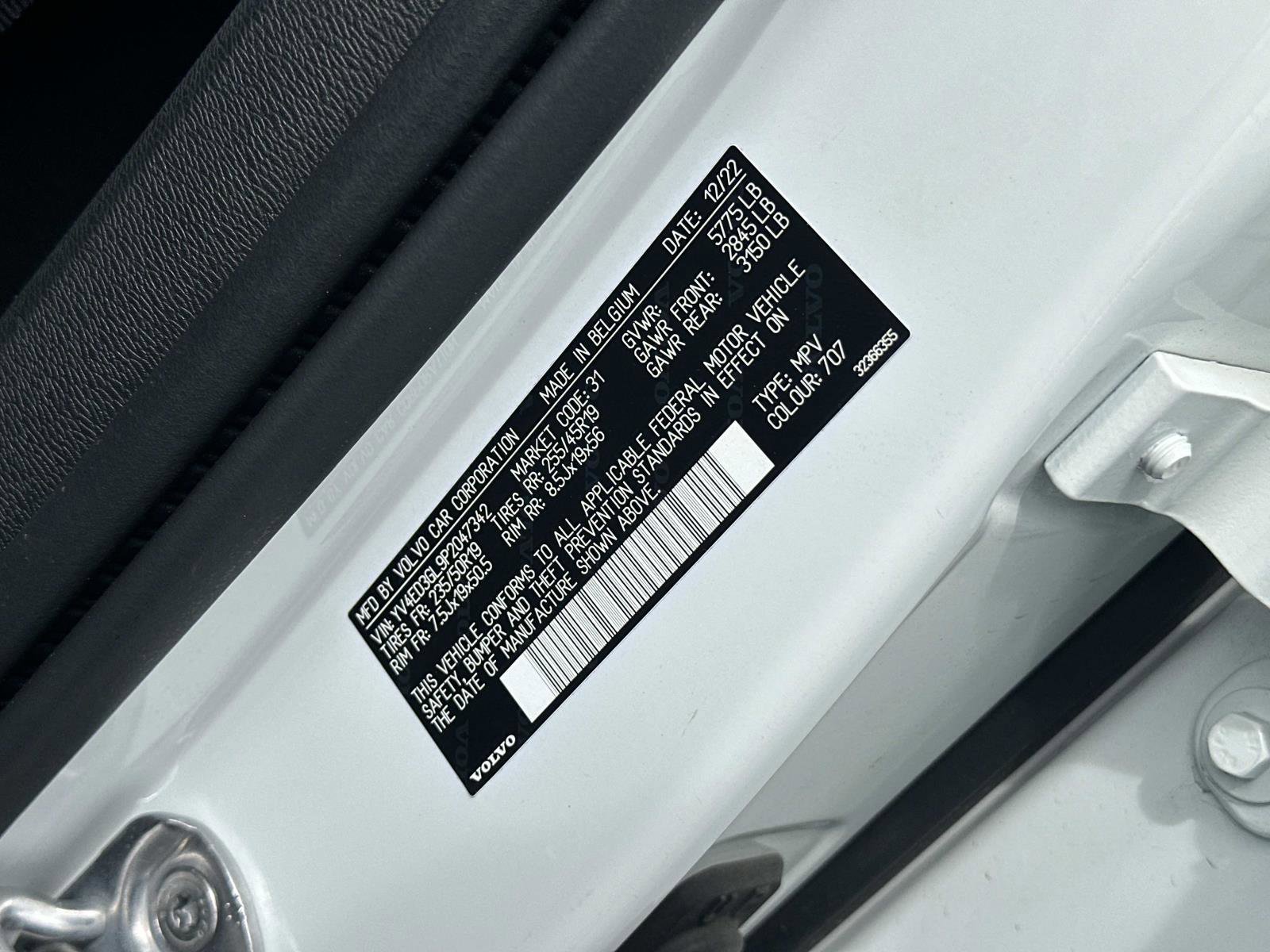 Certified 2023 Volvo C40 P8 Recharge Plus w/ Climate Package AWD/4WD image 29