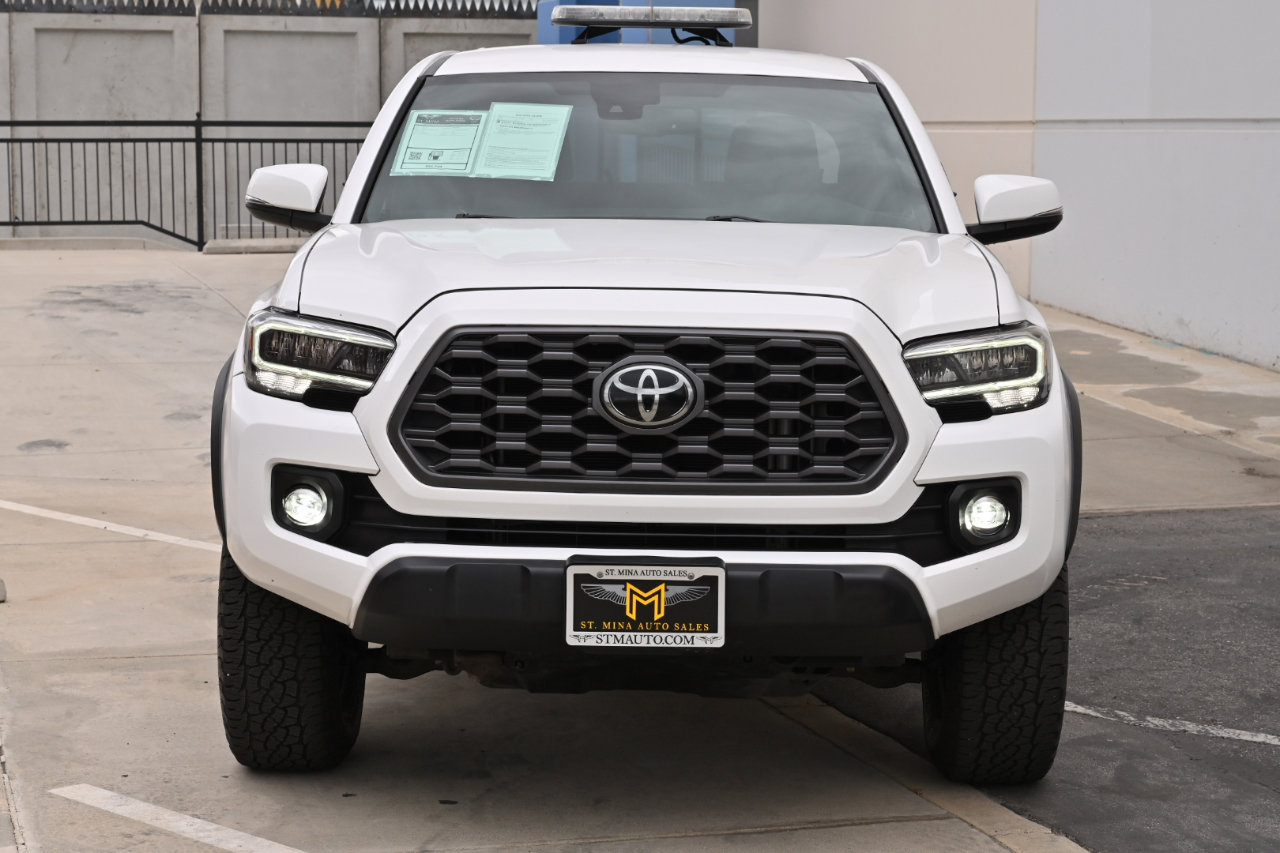 Used 2021 Toyota Tacoma TRD Off-Road w/ Technology Package image 9