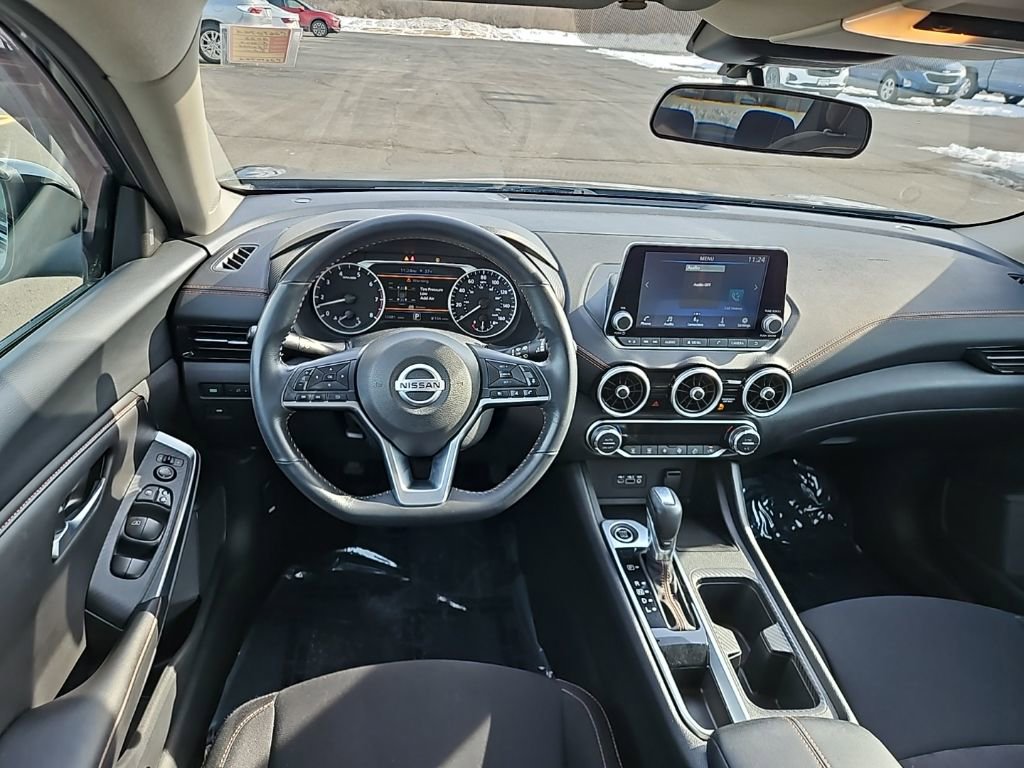 Used 2023 Nissan Sentra SR image 9