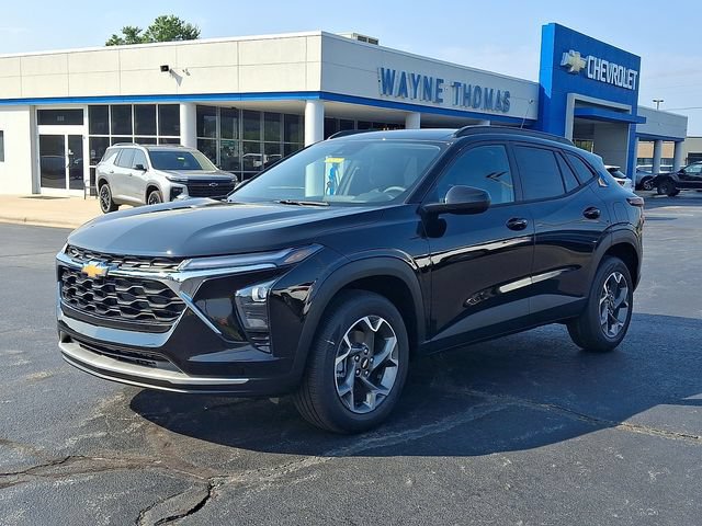 New 2026 Chevrolet Trax LT w/ LT Convenience Package FWD image 3