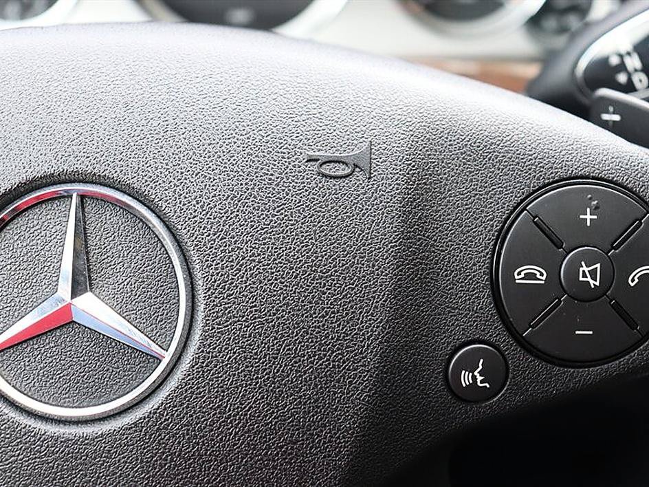 Used 2010 Mercedes-Benz E 350 Sport image 37