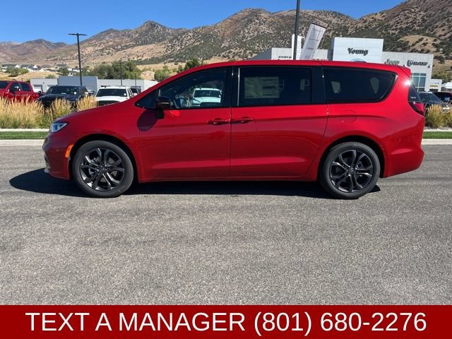 New 2026 Chrysler Pacifica Select FWD image 7