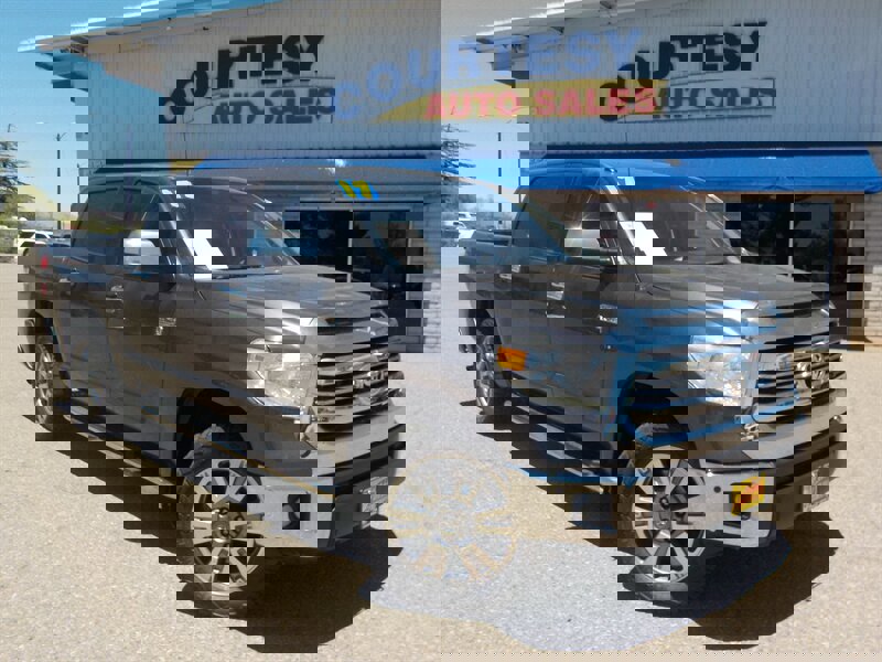 Used 2017 Toyota Tundra 1794 Edition image 13