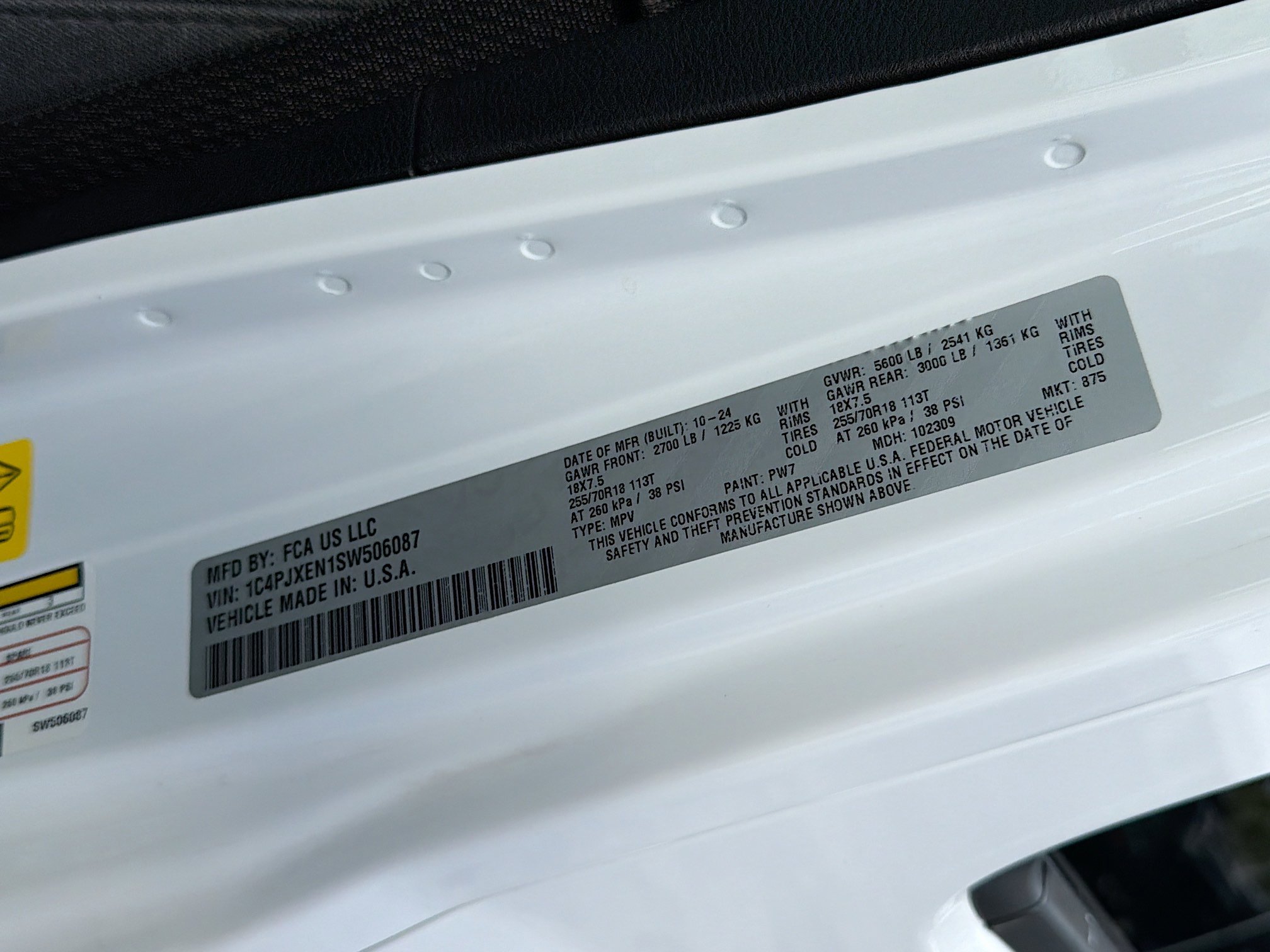 Used 2025 Jeep Wrangler Sahara image 40