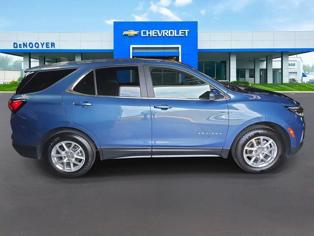 Used 2024 Chevrolet Equinox LT AWD/4WD image 6