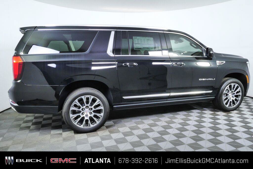 New 2026 GMC Yukon XL Denali w/ Sun & Power Step Package AWD/4WD image 12