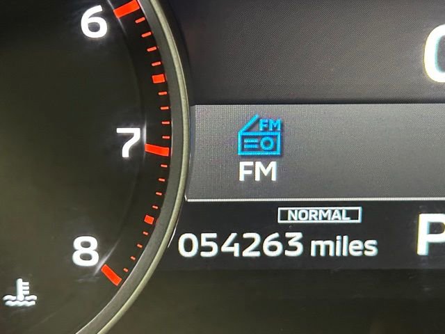 Used 2024 Mitsubishi Outlander AWD image 22