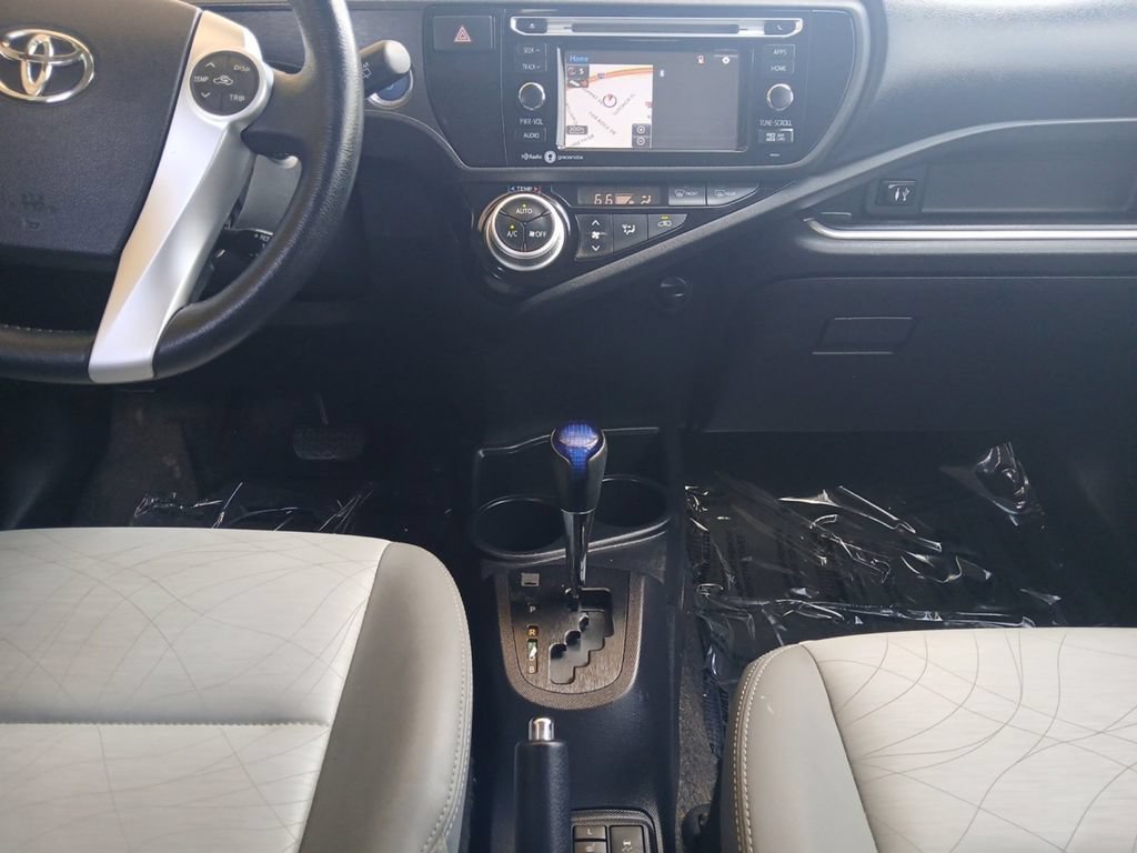 Used 2015 Toyota Prius C Four FWD image 11