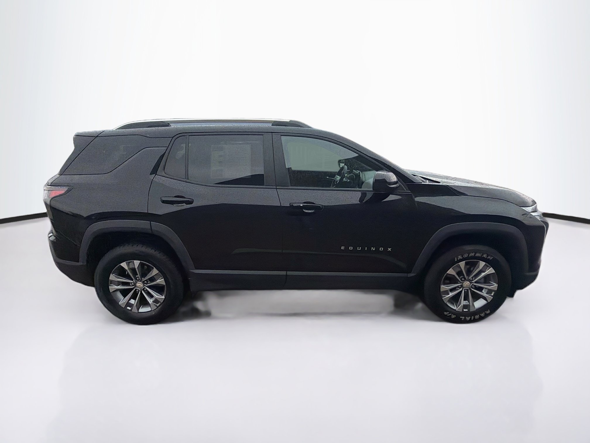 Used 2025 Chevrolet Equinox LT w/ Convenience Package II AWD/4WD image 10