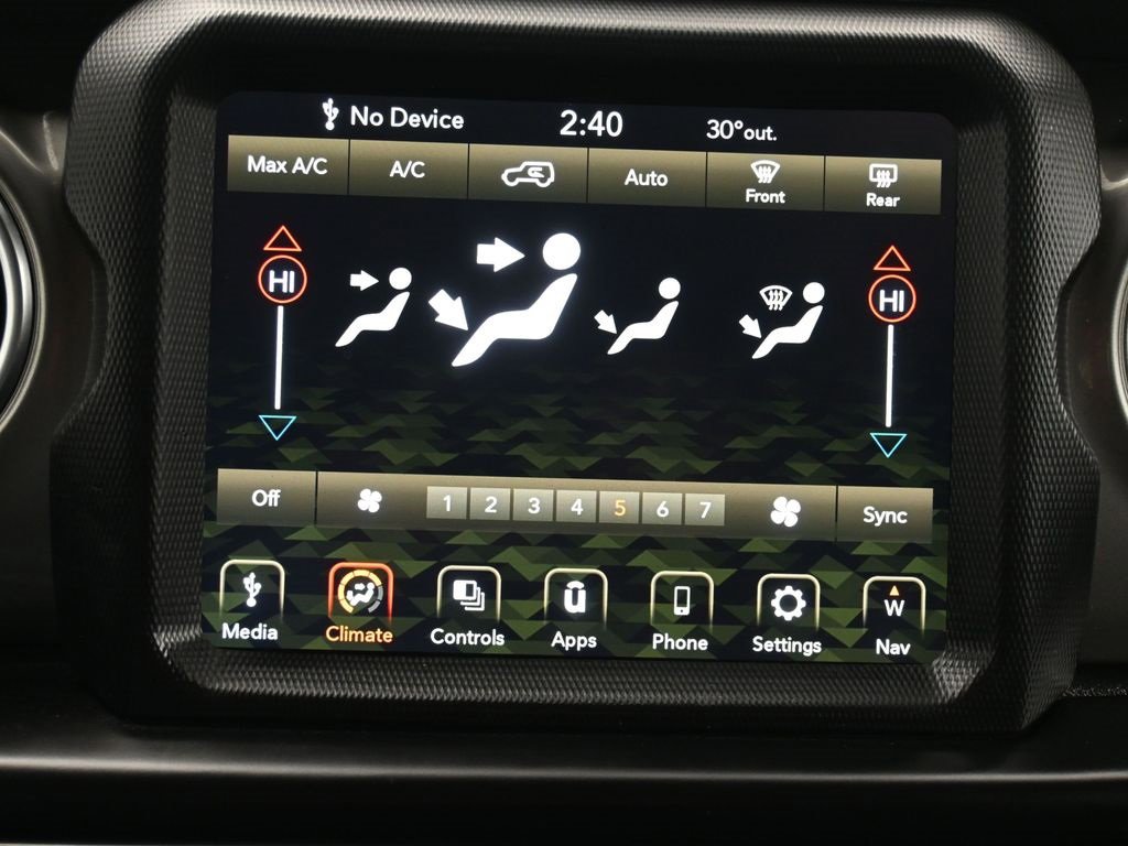 Certified 2022 Jeep Wrangler Unlimited Sahara image 28