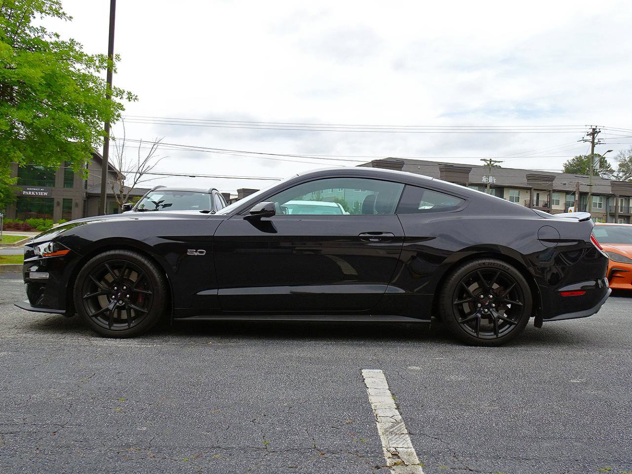 Used 2019 Ford Mustang GT Premium w/ Performance Package - Level 2 RWD image 3