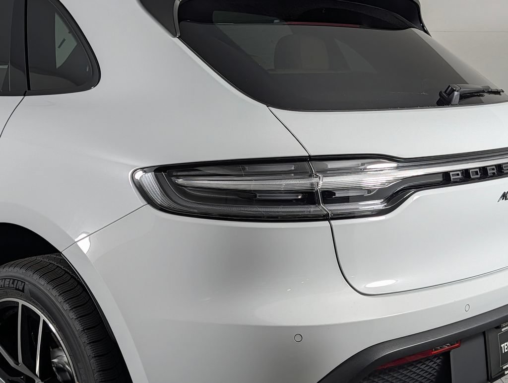 New 2026 Porsche Macan AWD/4WD image 16