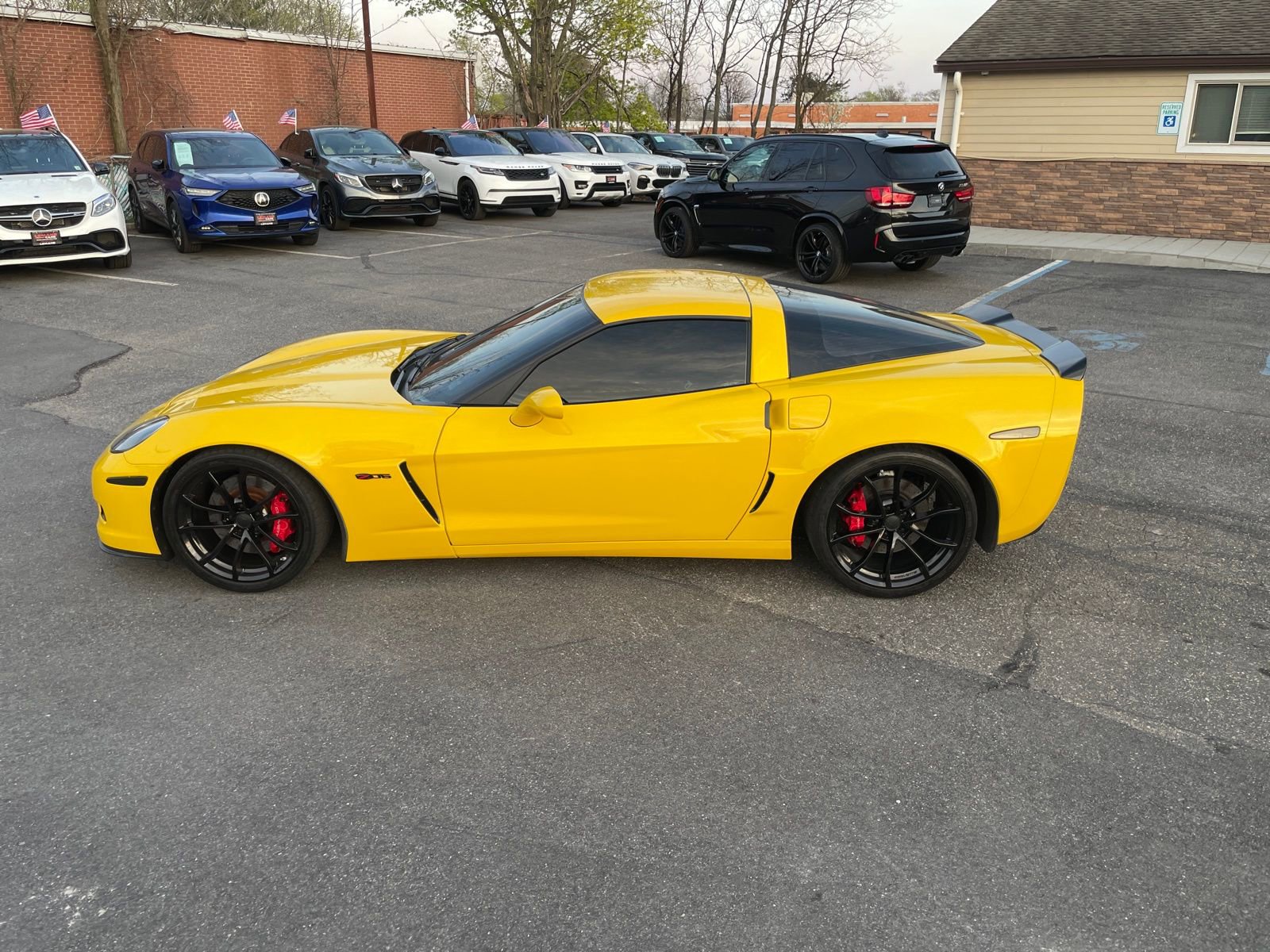 Used 2006 Chevrolet Corvette Z06 w/ Preferred Equipment Group RWD image 32