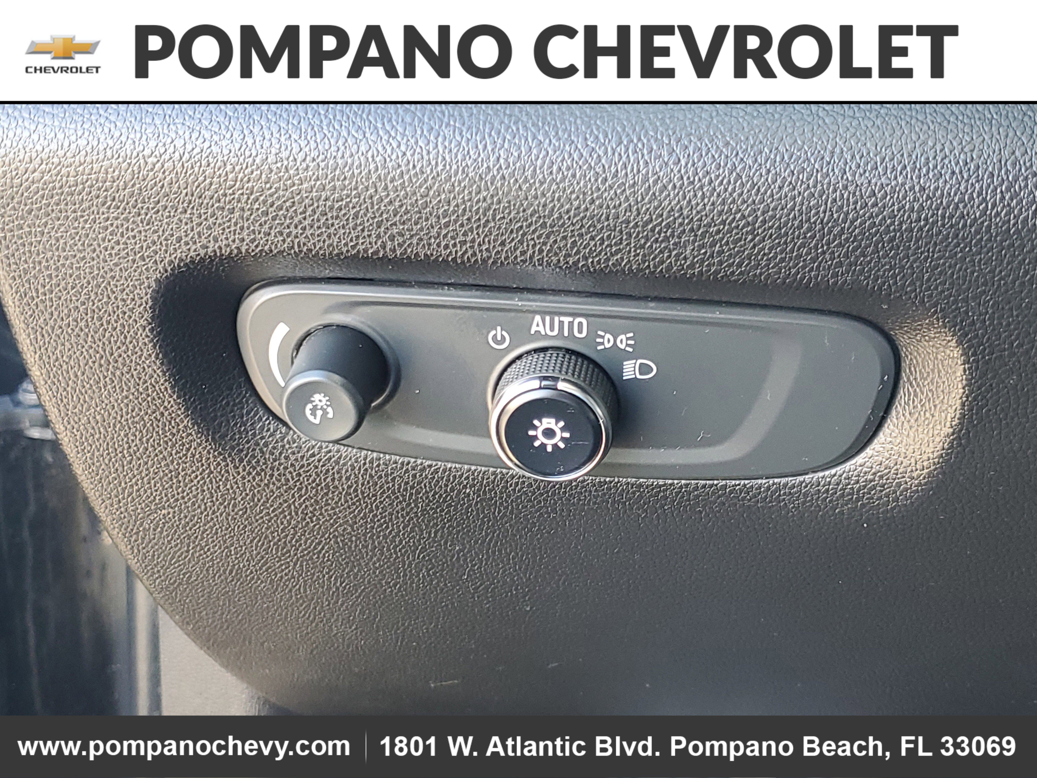 Used 2019 Chevrolet Traverse LS image 23