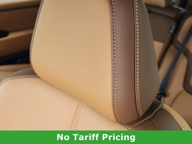 Used 2025 Nissan Armada SL image 14